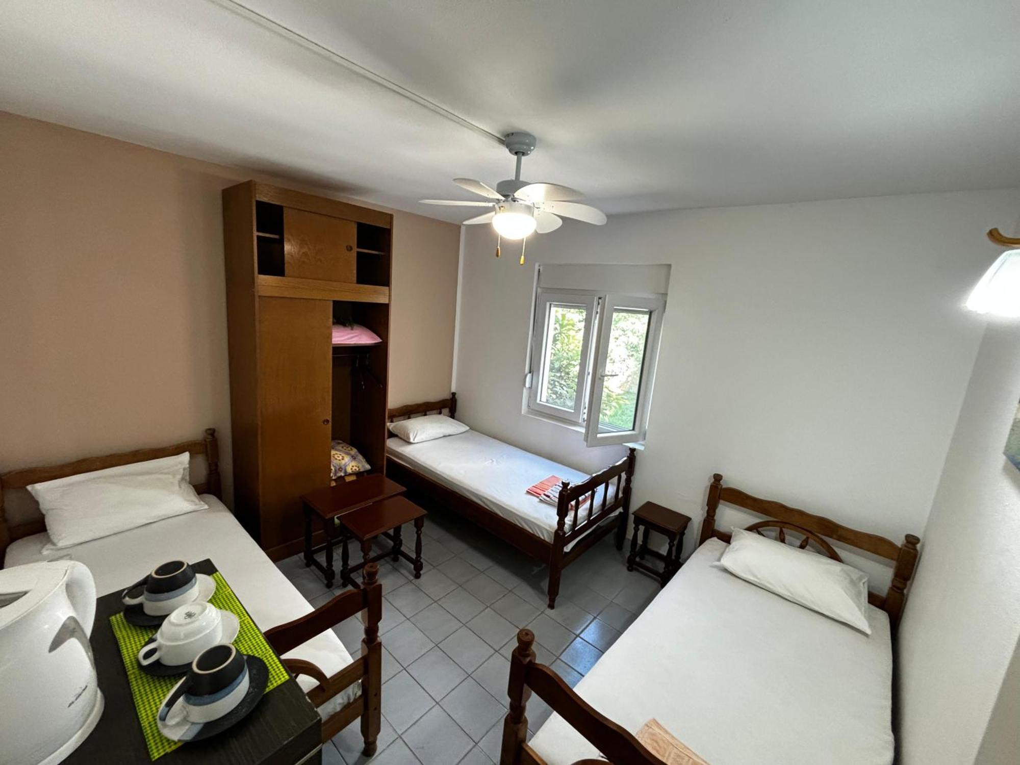 Stone Villa Budva Phòng bức ảnh